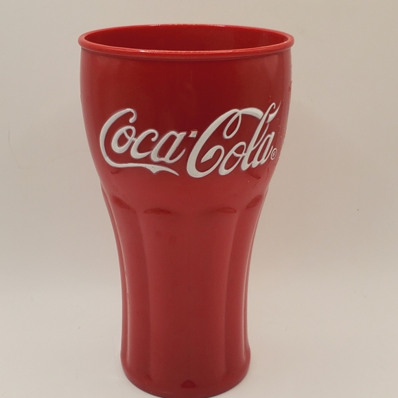 VINTAGE - Coca Cola Plastic Cups Set Of 5 Collectables - Clear And Red As Is - Picture 3 of 10